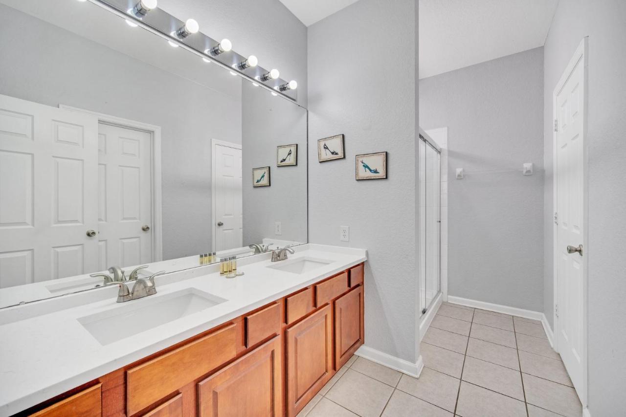 Near Disney! Spacious 5Br Resort Home With Private Pool, Hot Tub And Theater! Orlando Buitenkant foto